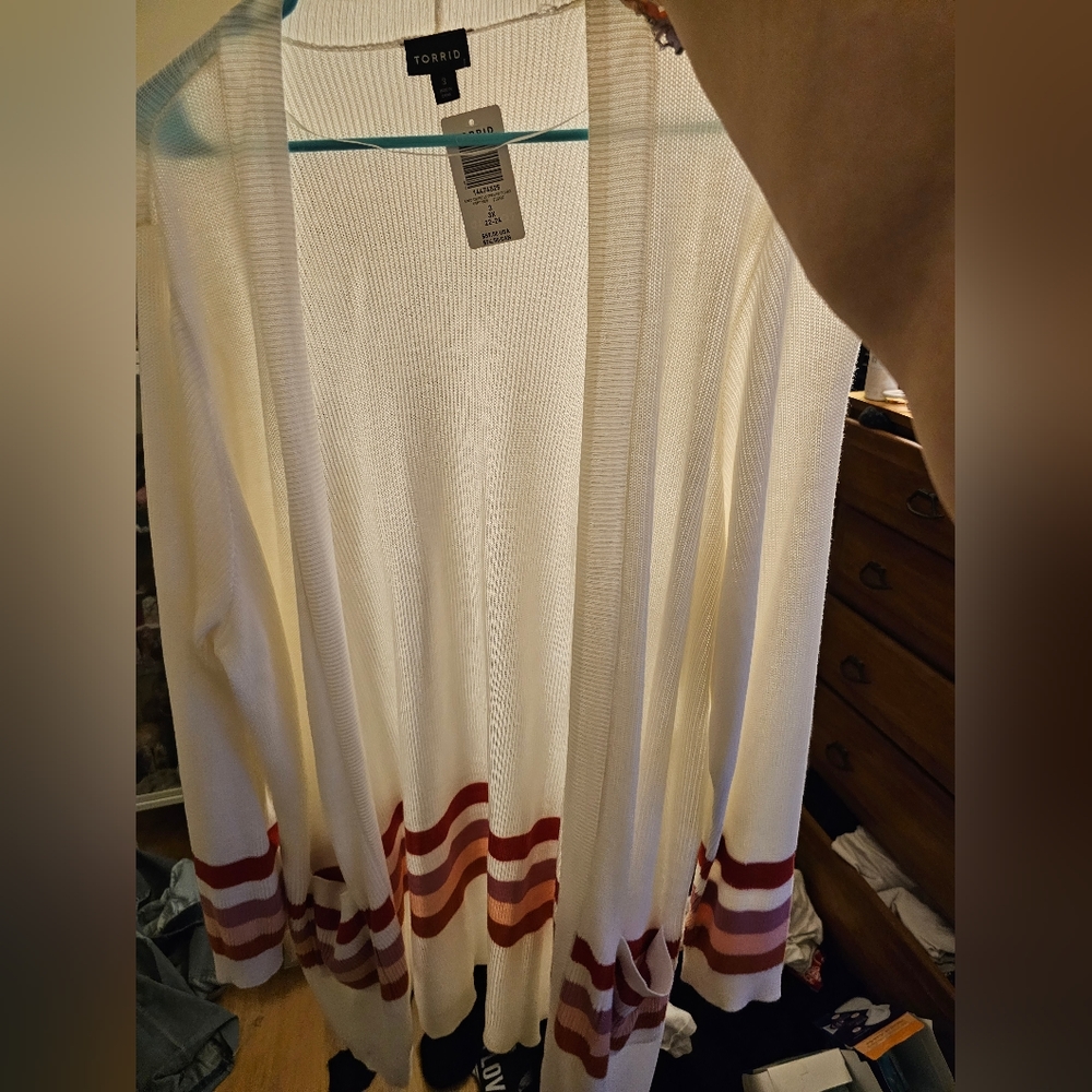 Red stripes cardigan